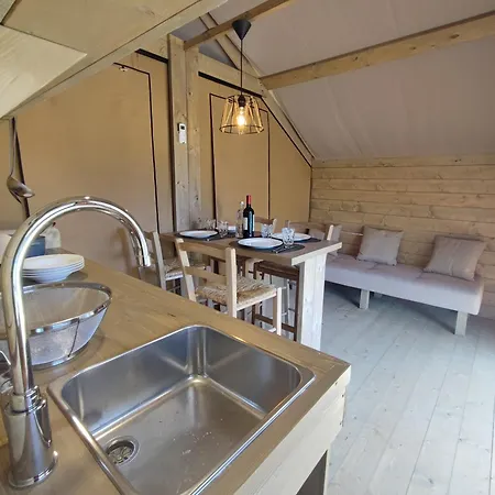 Il Dei Cigni - Glamping & Restaurant Luxury tent